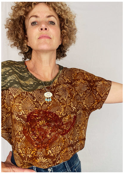 Viola Silk Crepe T-Shirt ~ Batik XL