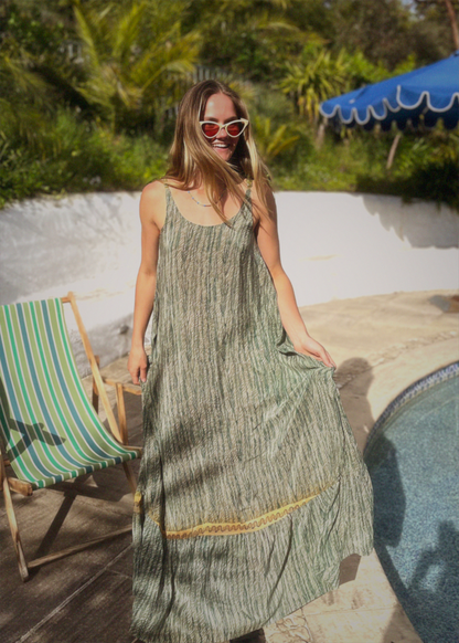 Eustoma Silk Crepe Swing Maxi Dress ~ Cinder XS