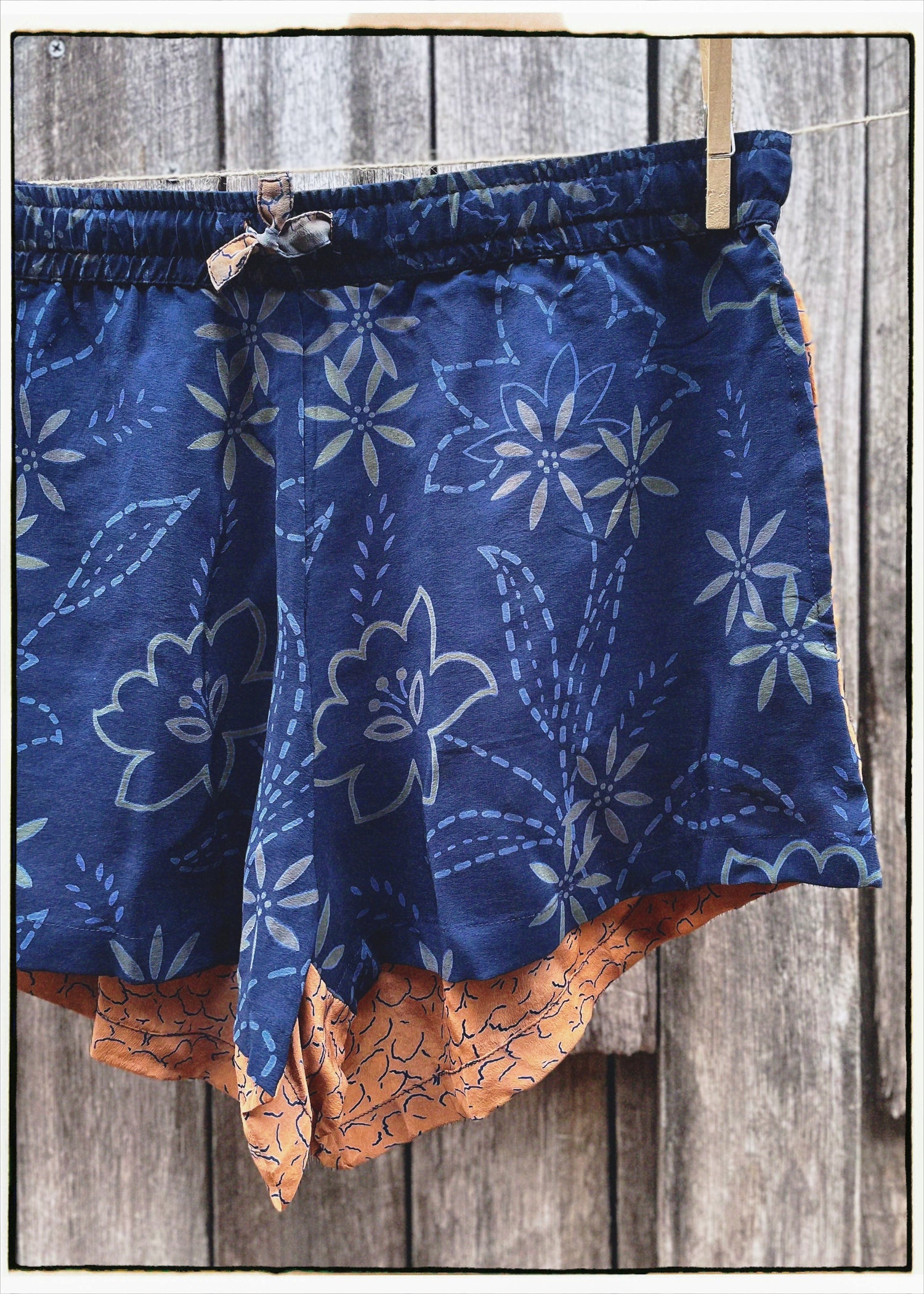 Fumaria Silk Shorts ~ Peachy S