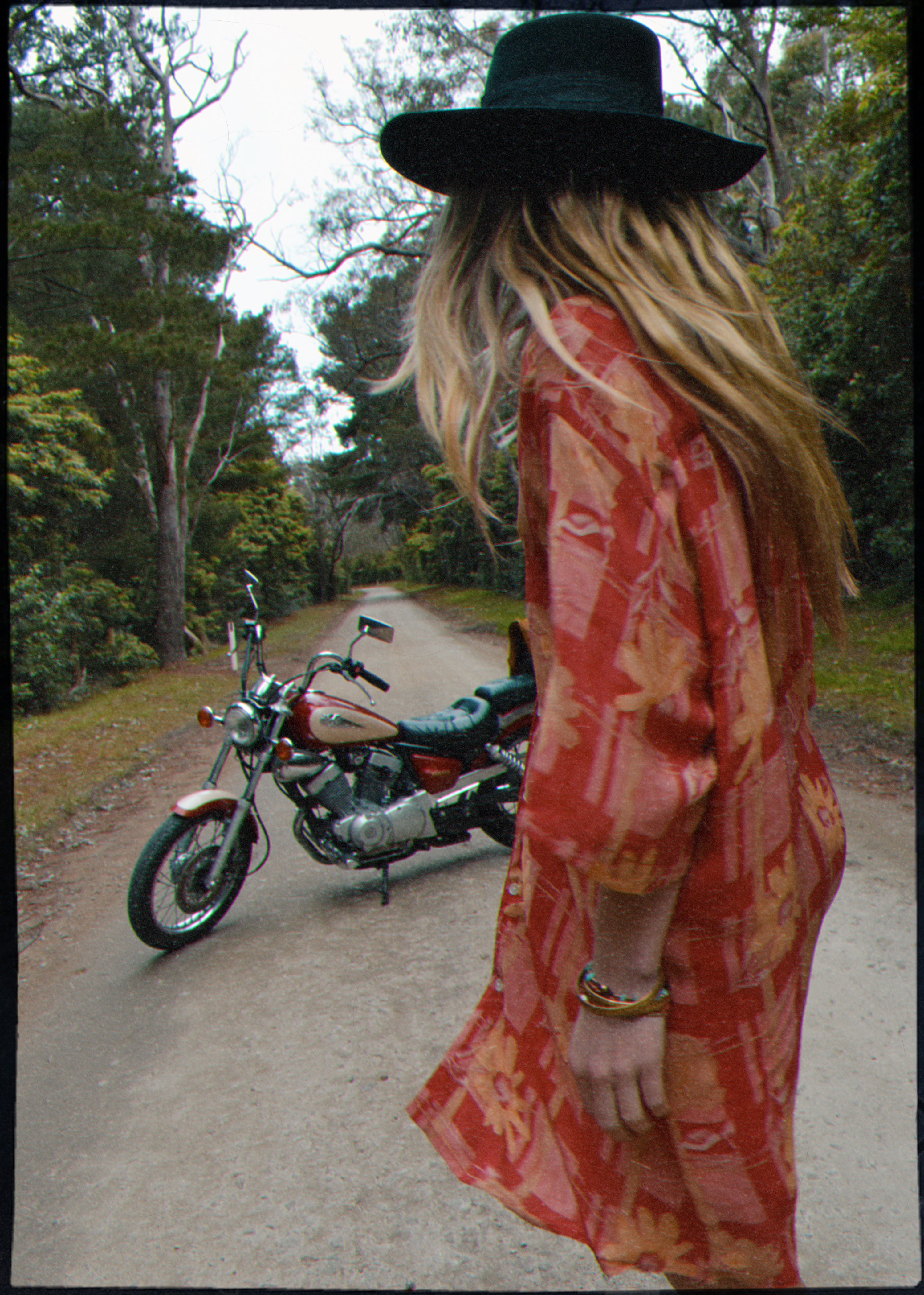 Astralagus Silk Crepe Oversized Shirt ~ Oriole