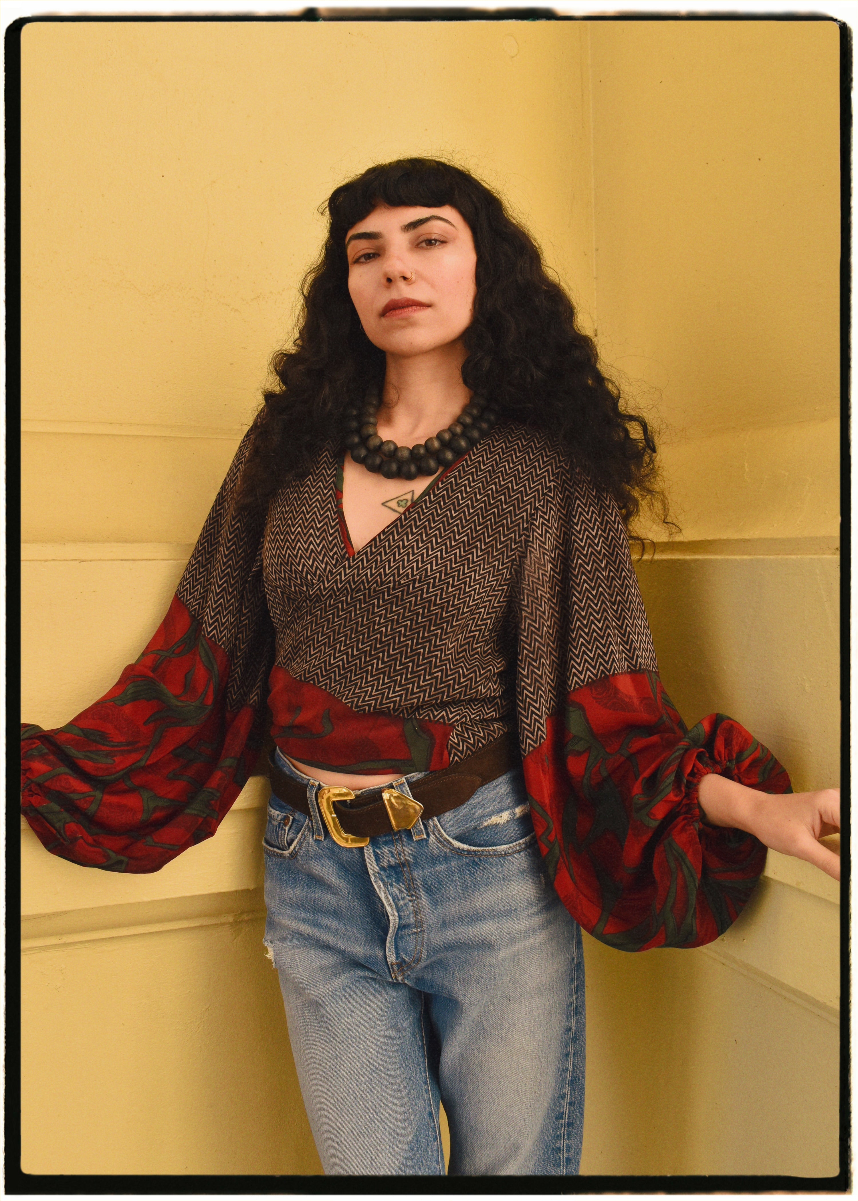 Hoya Silk Crepe Balloon Sleeve Wrap Top ~ Licorice L