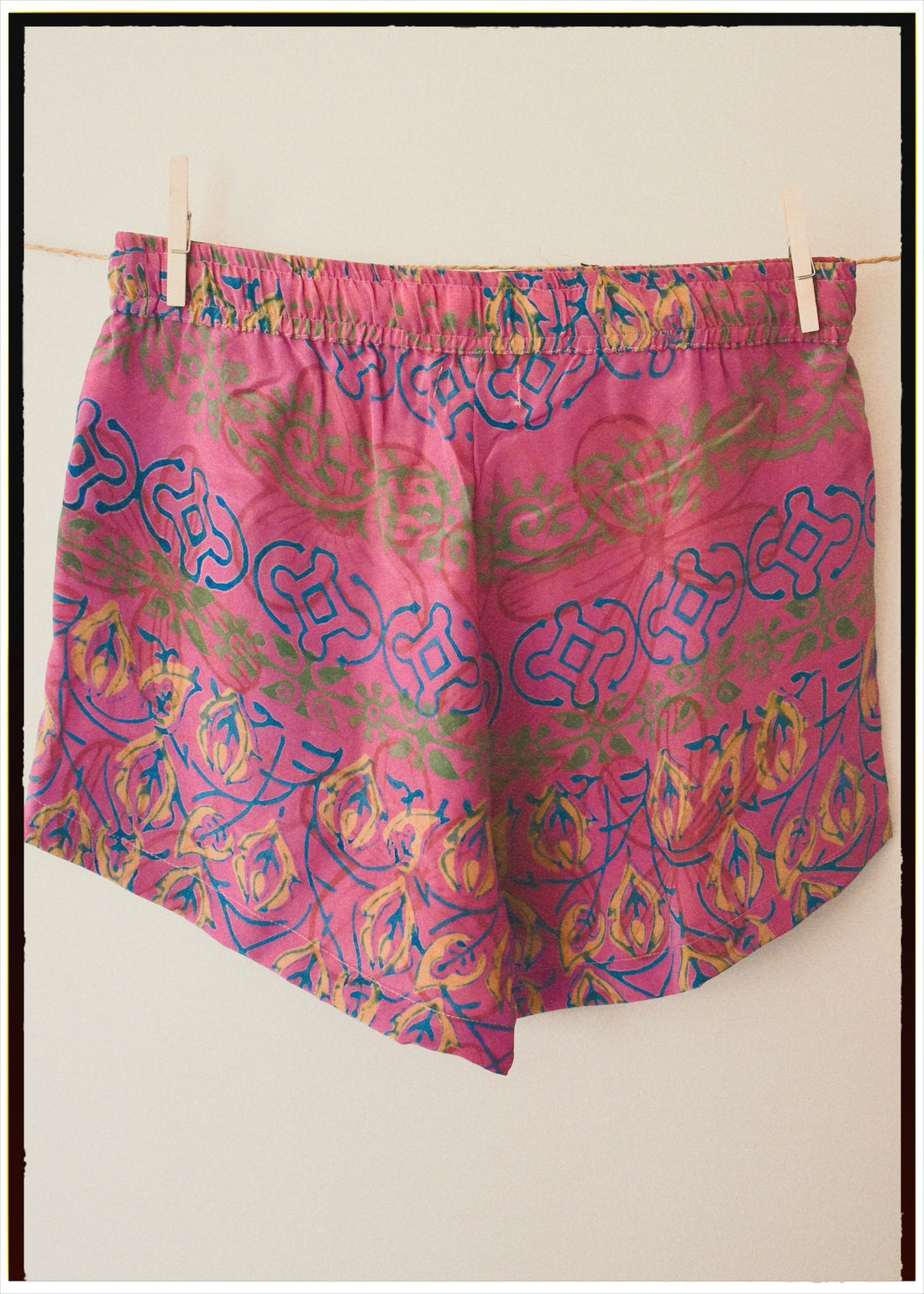 Fumaria Silk Shorts ~ Carmine XS