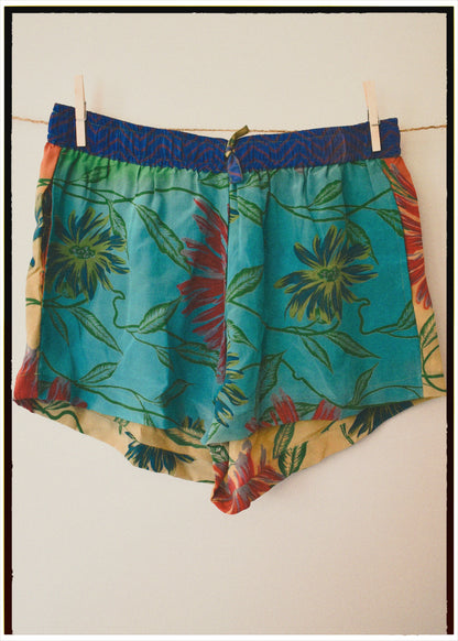 Fumaria Silk Shorts ~ Oahu S