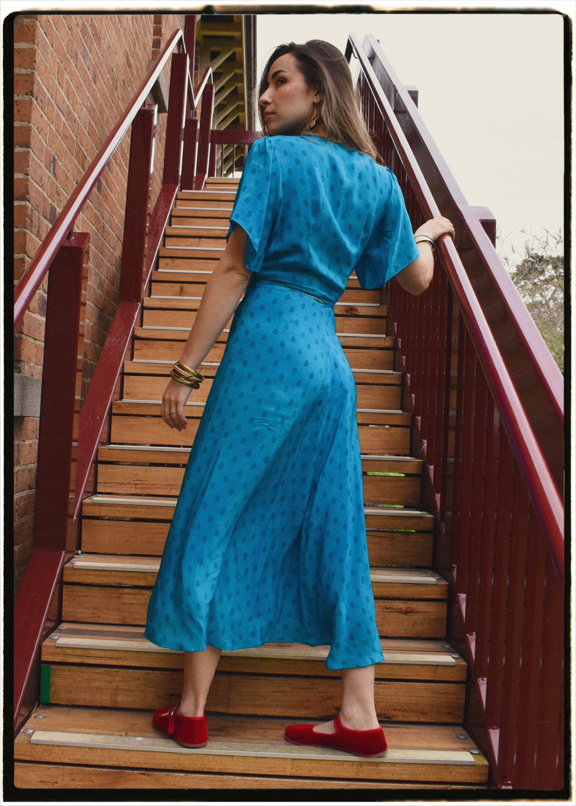 Liatris Silk Crepe Flutter Sleeve Wrap Dress ~ Algiers M