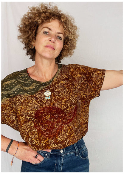 Viola Silk Crepe T-Shirt ~ Batik XL