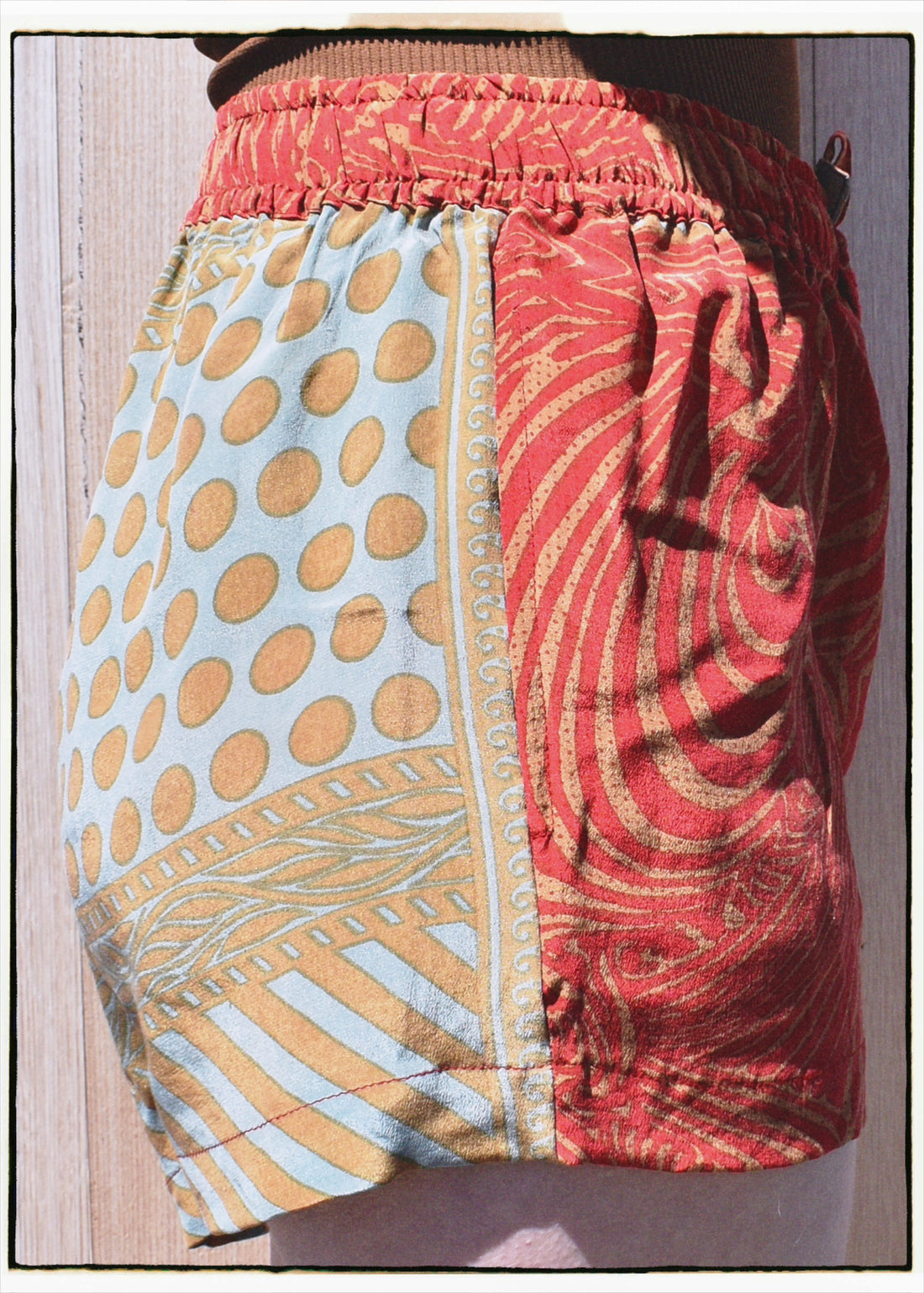 Fumaria Silk Shorts ~ Aruba M
