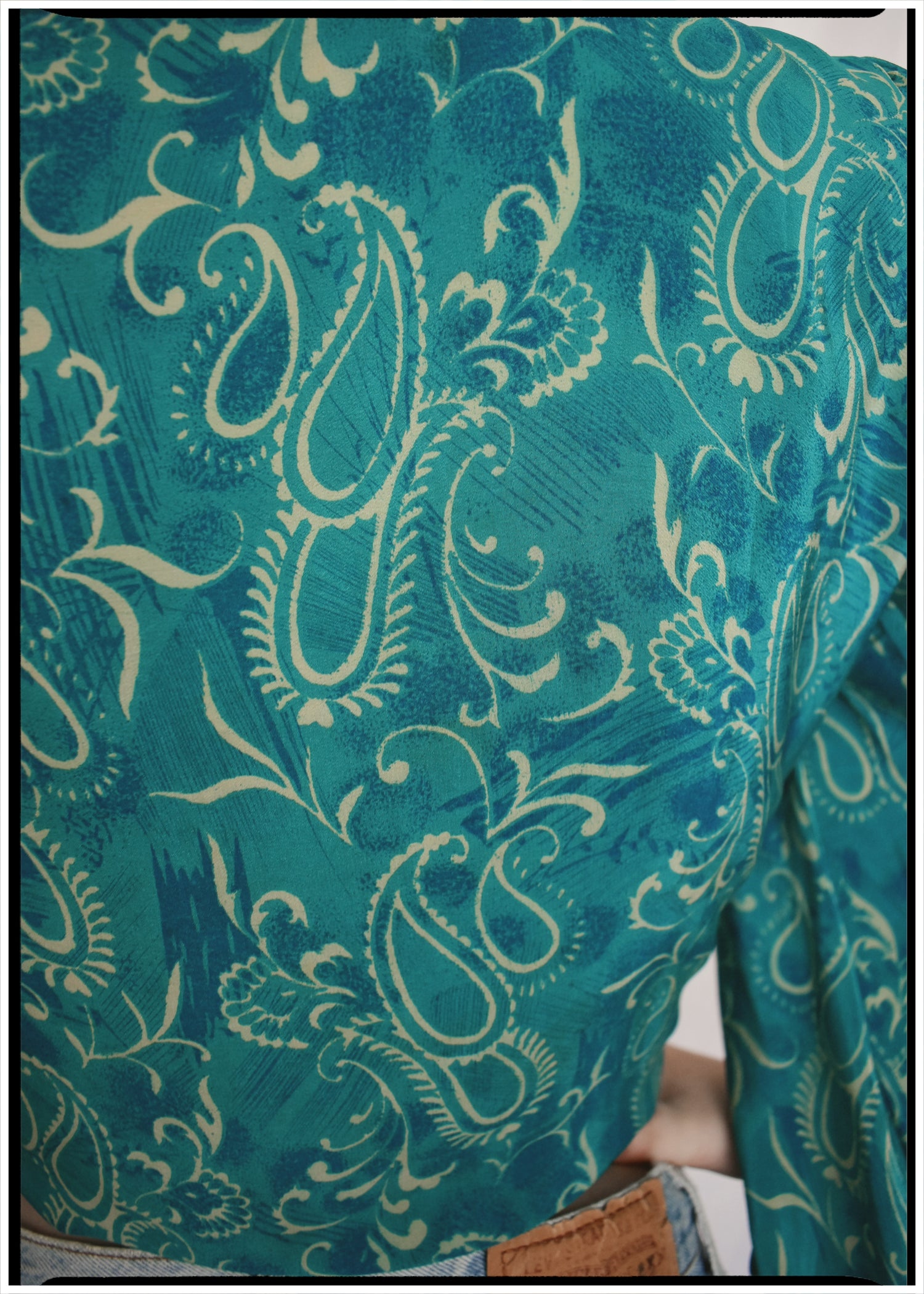 Hoya Silk Crepe Balloon Sleeve Wrap Top ~ Crystal S