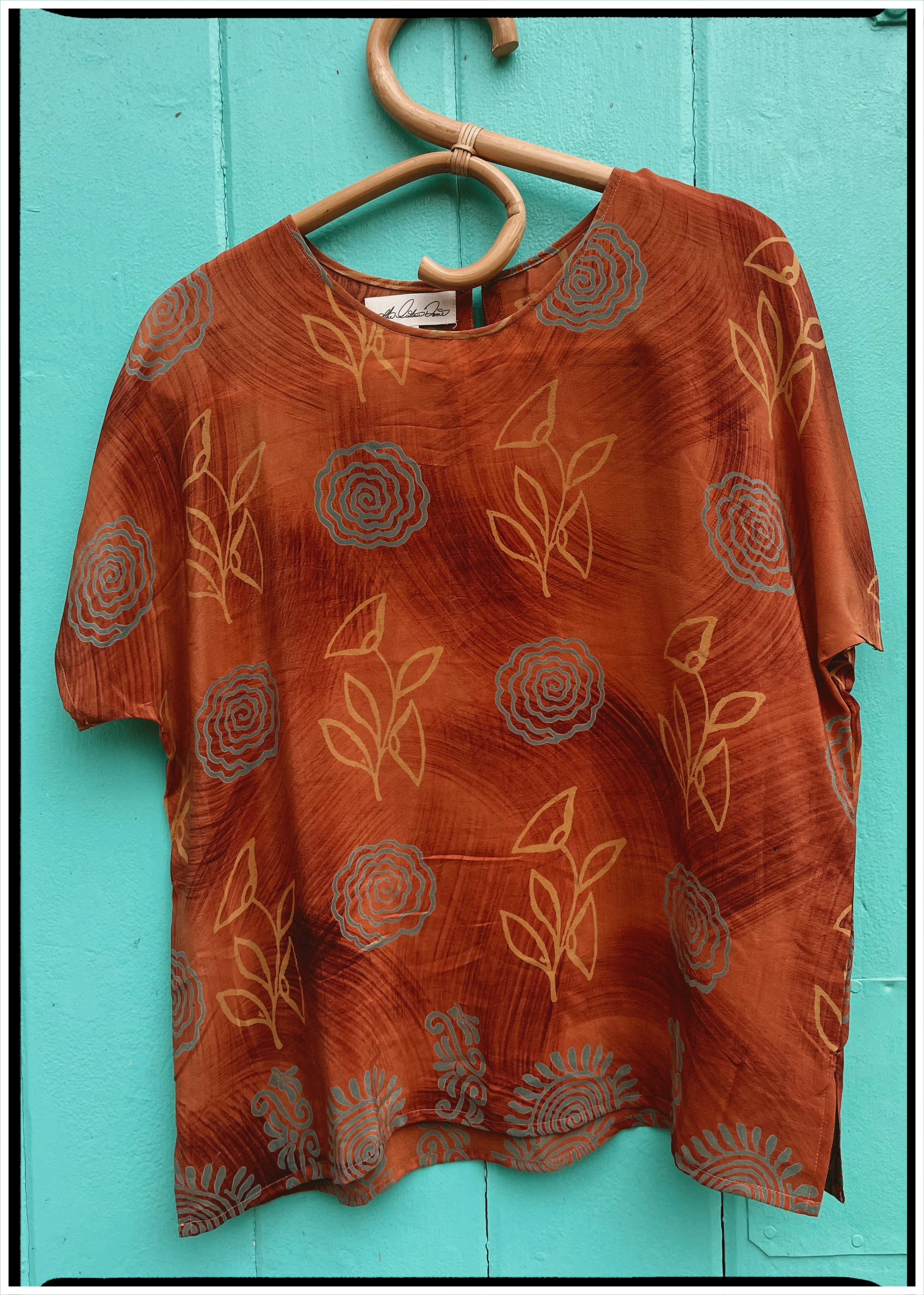 Viola Silk Crepe T-Shirt ~ Almond M