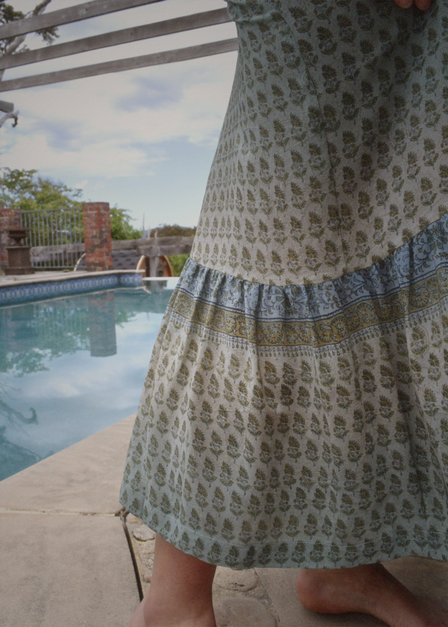 Eustoma Silk Crepe Swing Maxi Dress ~ Delft XS