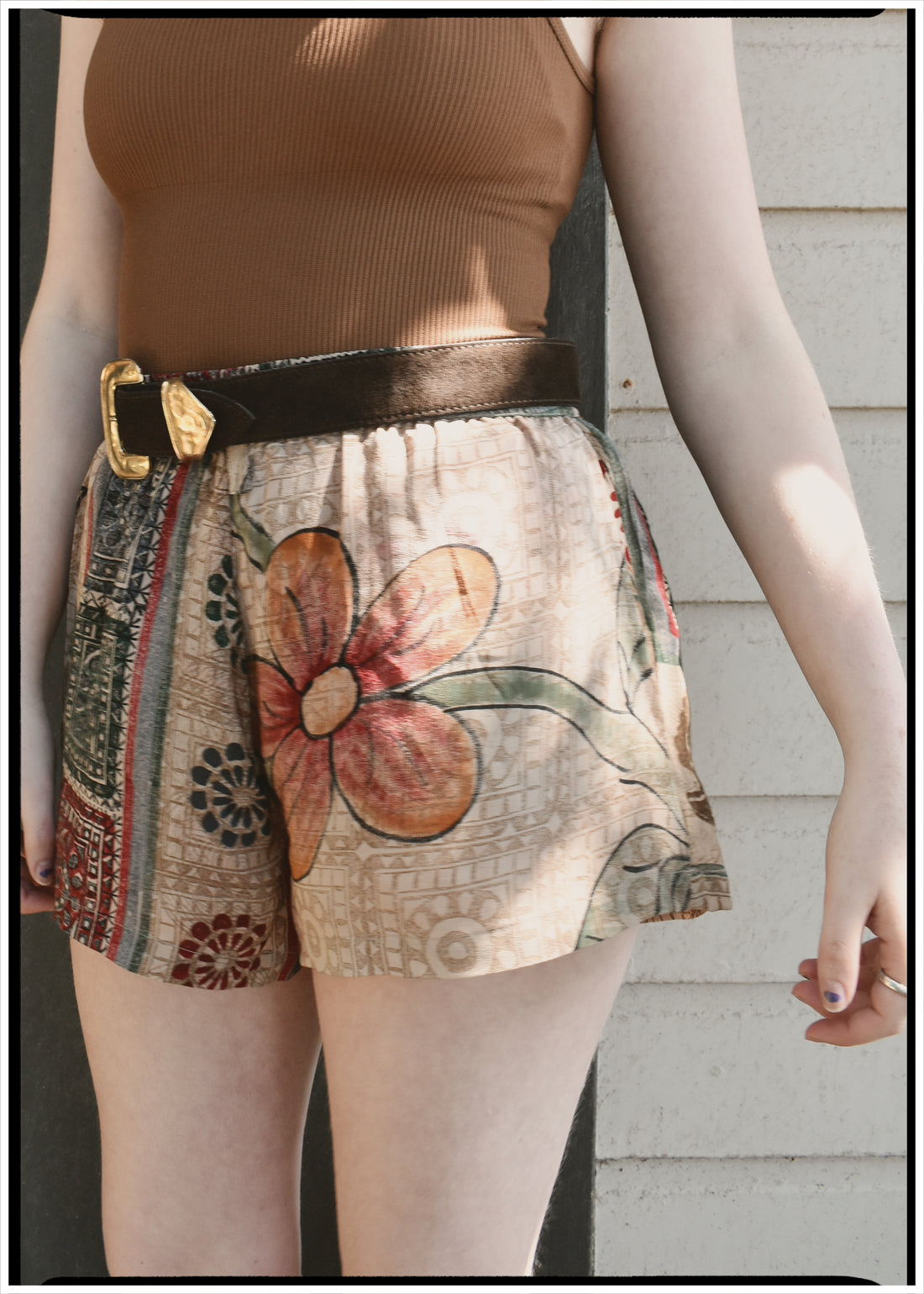 Fumaria Silk Shorts ~ Moth M