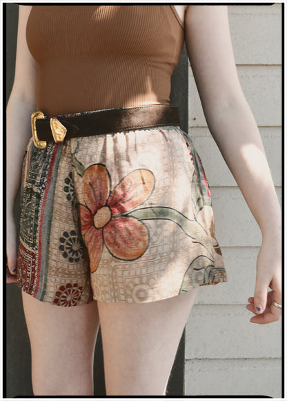 Fumaria Silk Shorts ~ Moth M