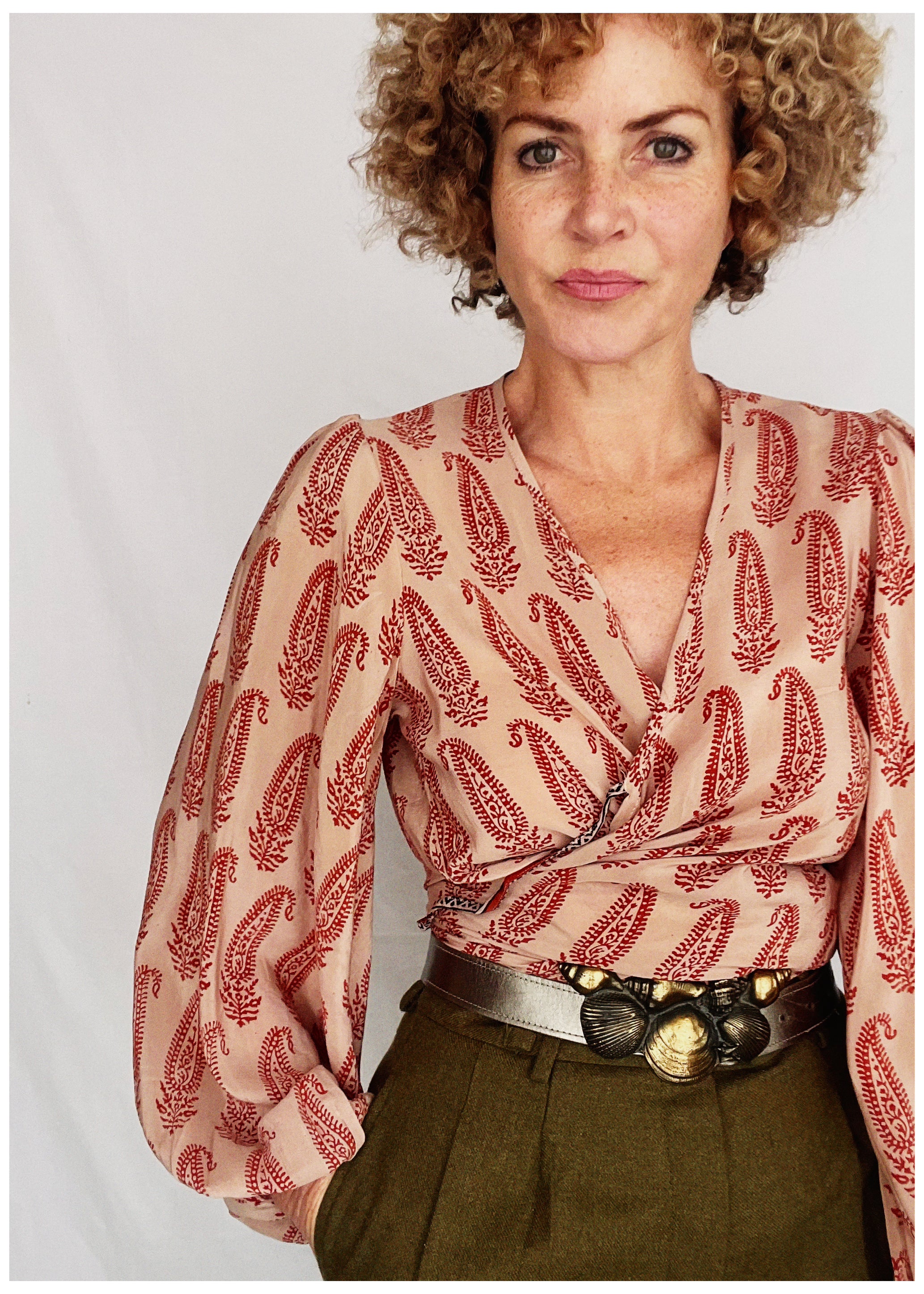 Hoya Silk Crepe Balloon Sleeve Wrap Top ~ Potpourri S