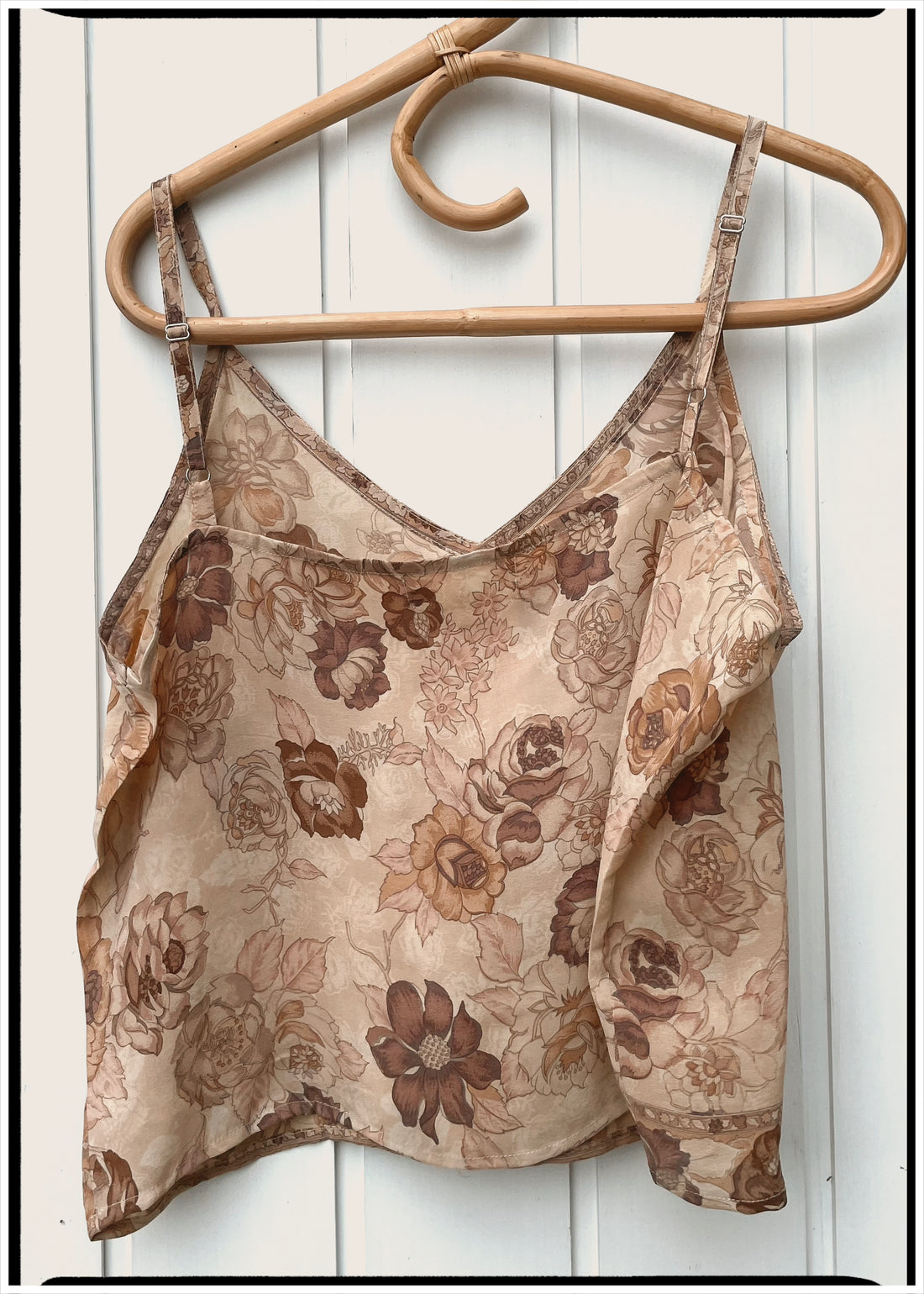 Reseda Silk Crepe Camisole Top ~ Scallop XL