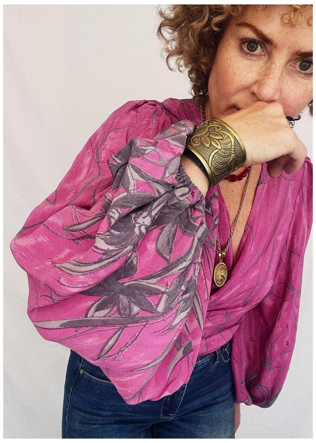 Hoya Silk Crepe Balloon Sleeve Wrap Top ~ Cloudburst XL