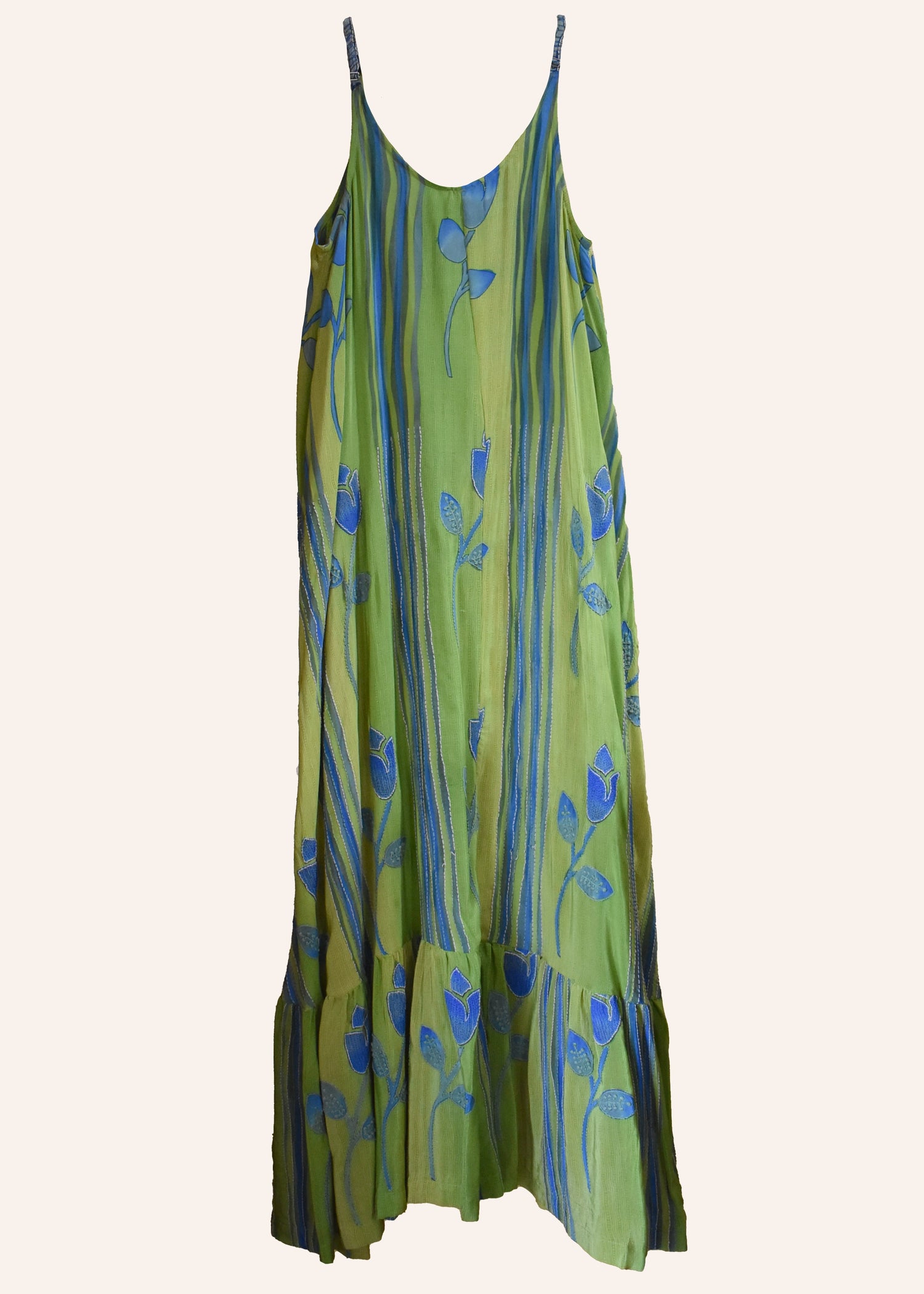 Eustoma Silk Crepe Swing Maxi Dress ~ Spindle S