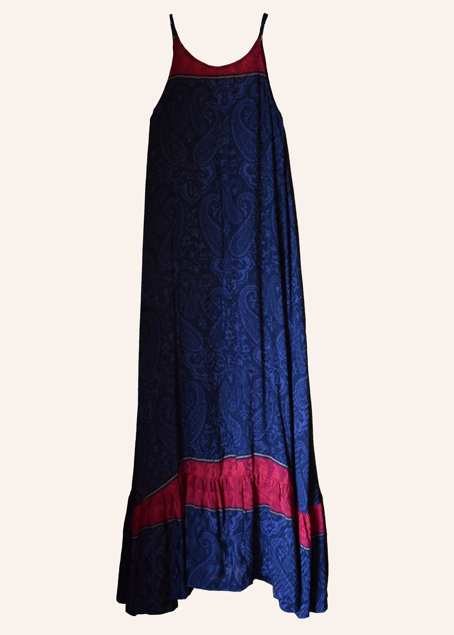 Eustoma Silk Crepe Swing Maxi Dress ~ Nero XS