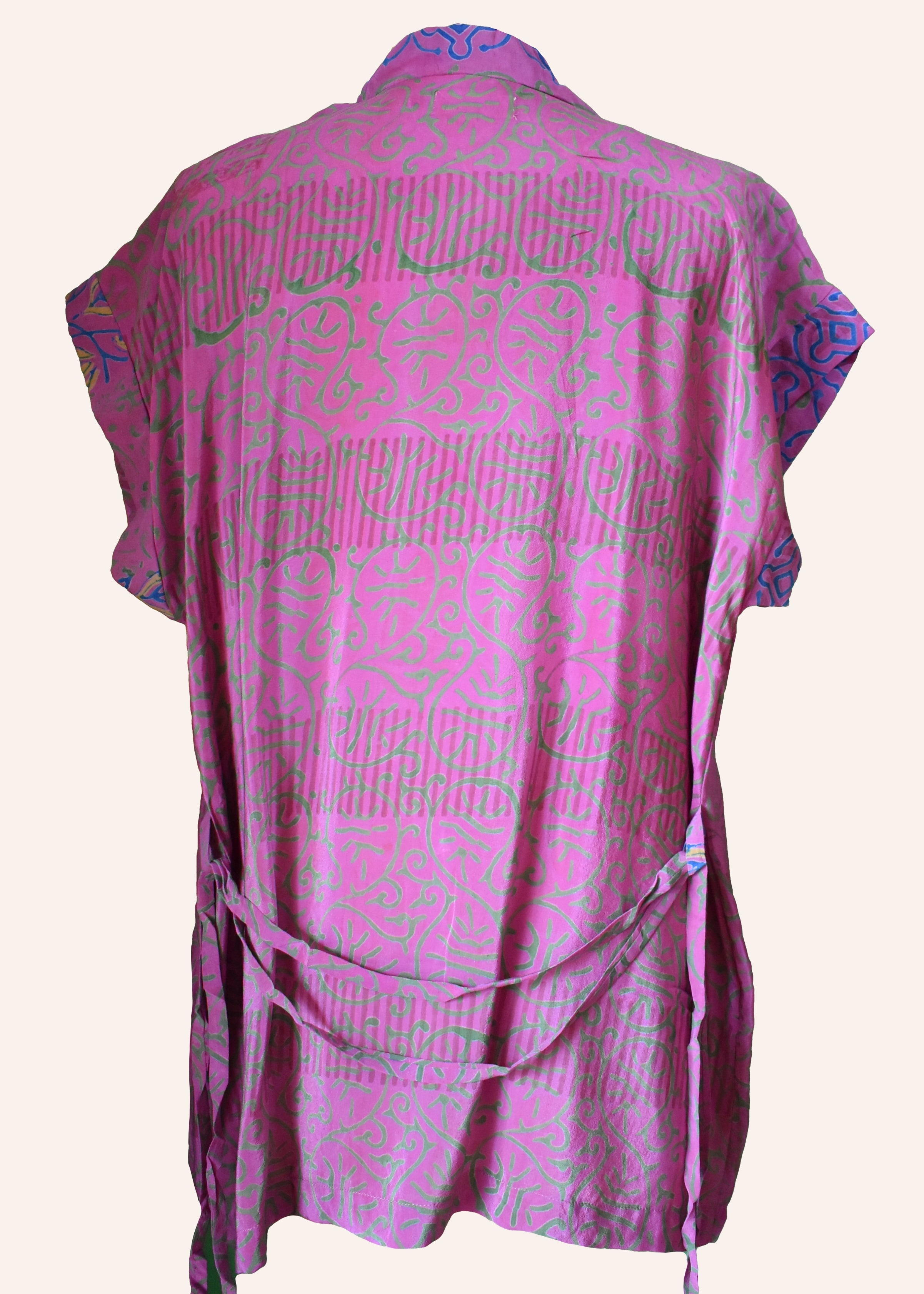 Pilea Silk Crepe Wrap Kimono Top ~ Carmine L/XL