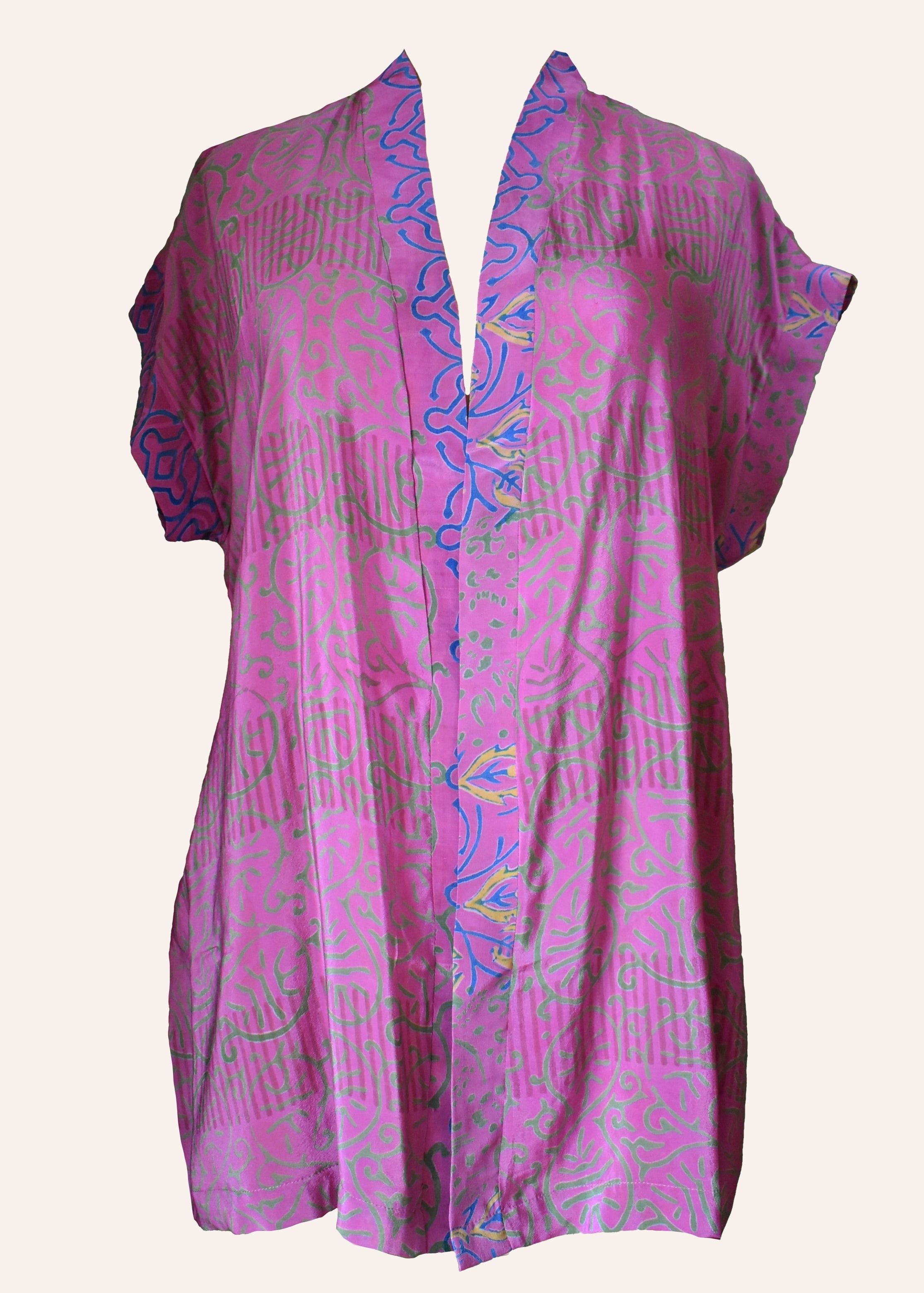 Pilea Silk Crepe Wrap Kimono Top ~ Carmine L/XL