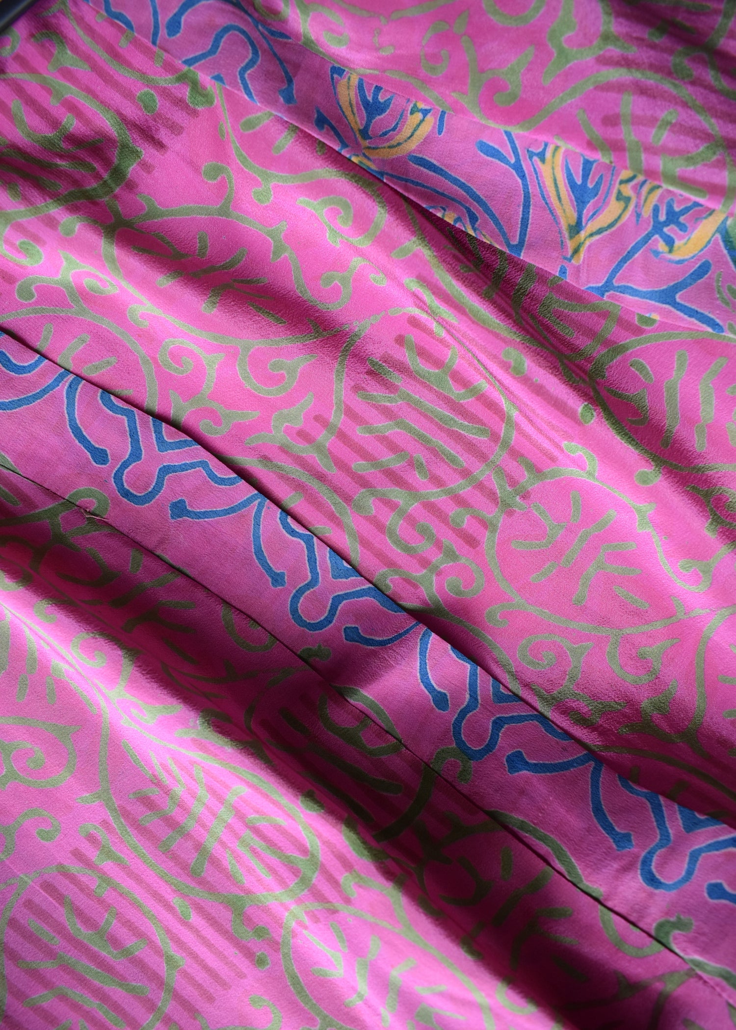 Pilea Silk Crepe Wrap Kimono Top ~ Carmine L/XL