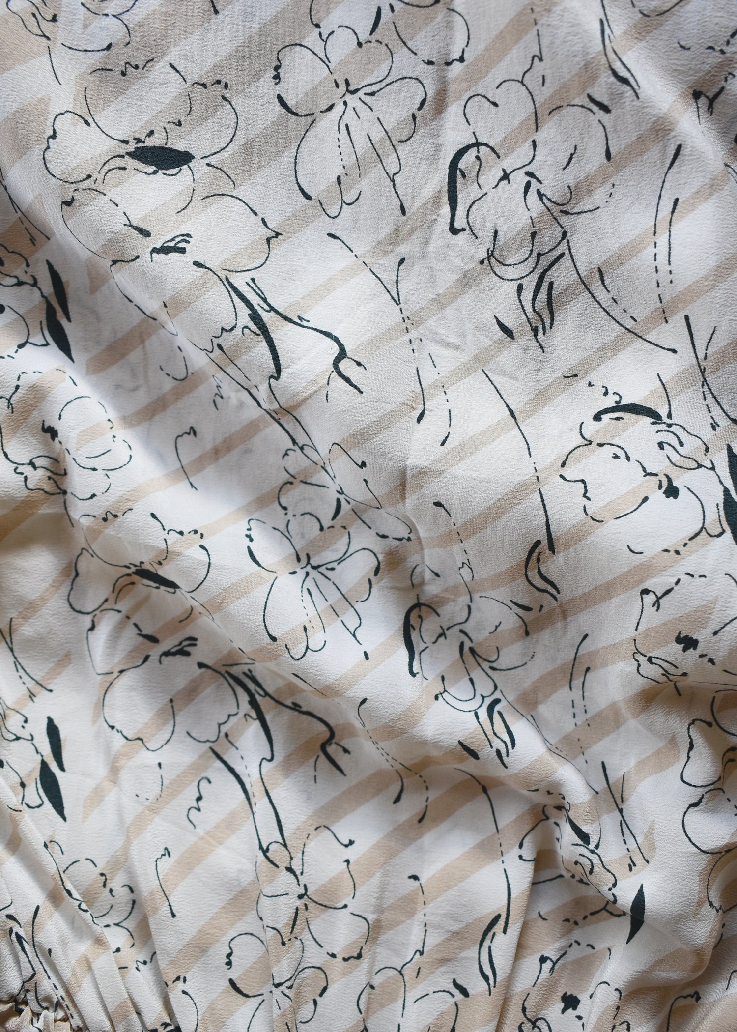 Pilea Silk Crepe Wrap Kimono Top ~ Crema S/M