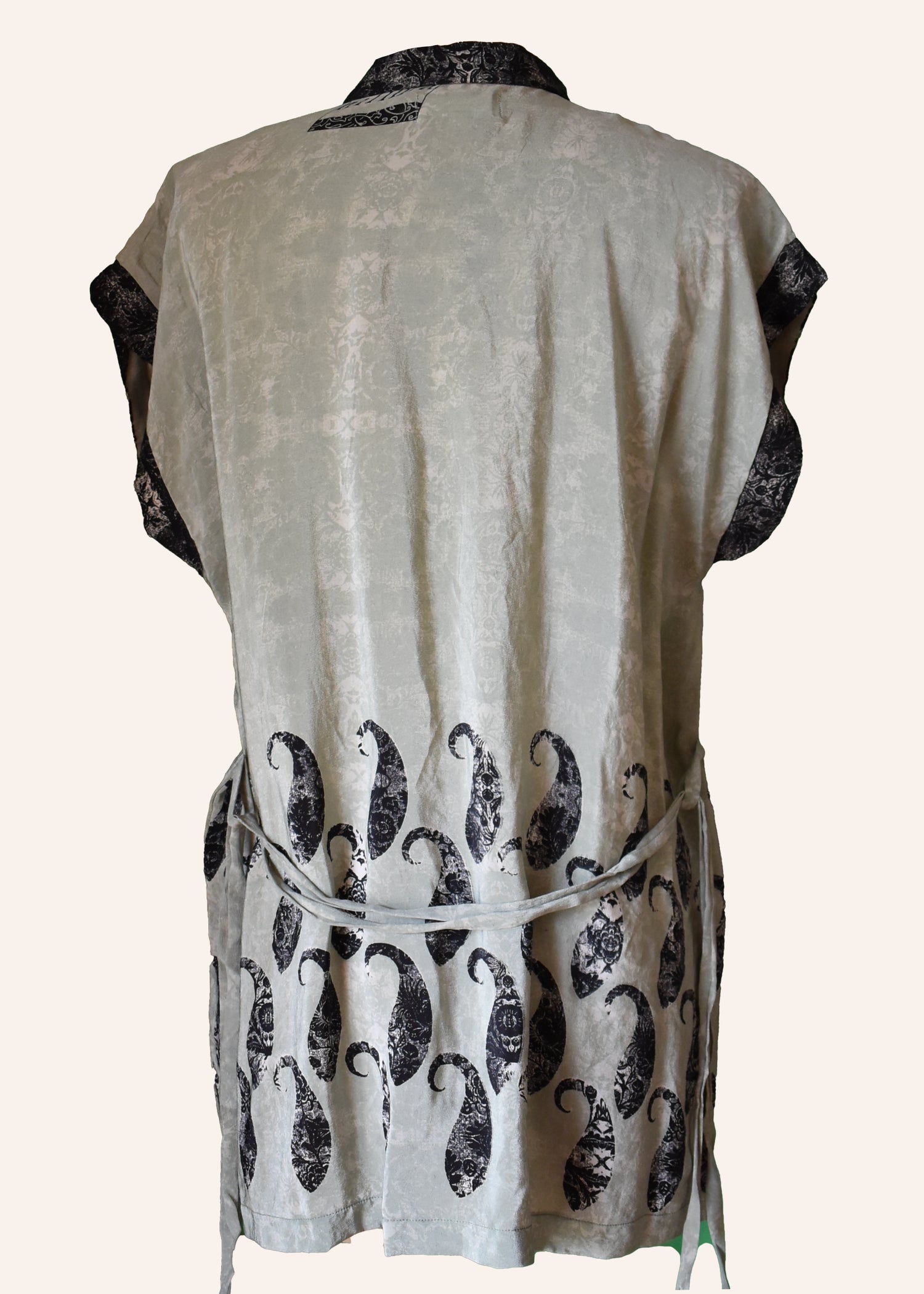 Pilea Silk Crepe Wrap Kimono Top ~ Gulf S/M