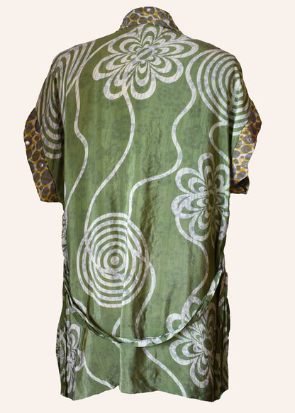 Pilea Silk Crepe Wrap Kimono Top ~ Kiwi L/XL