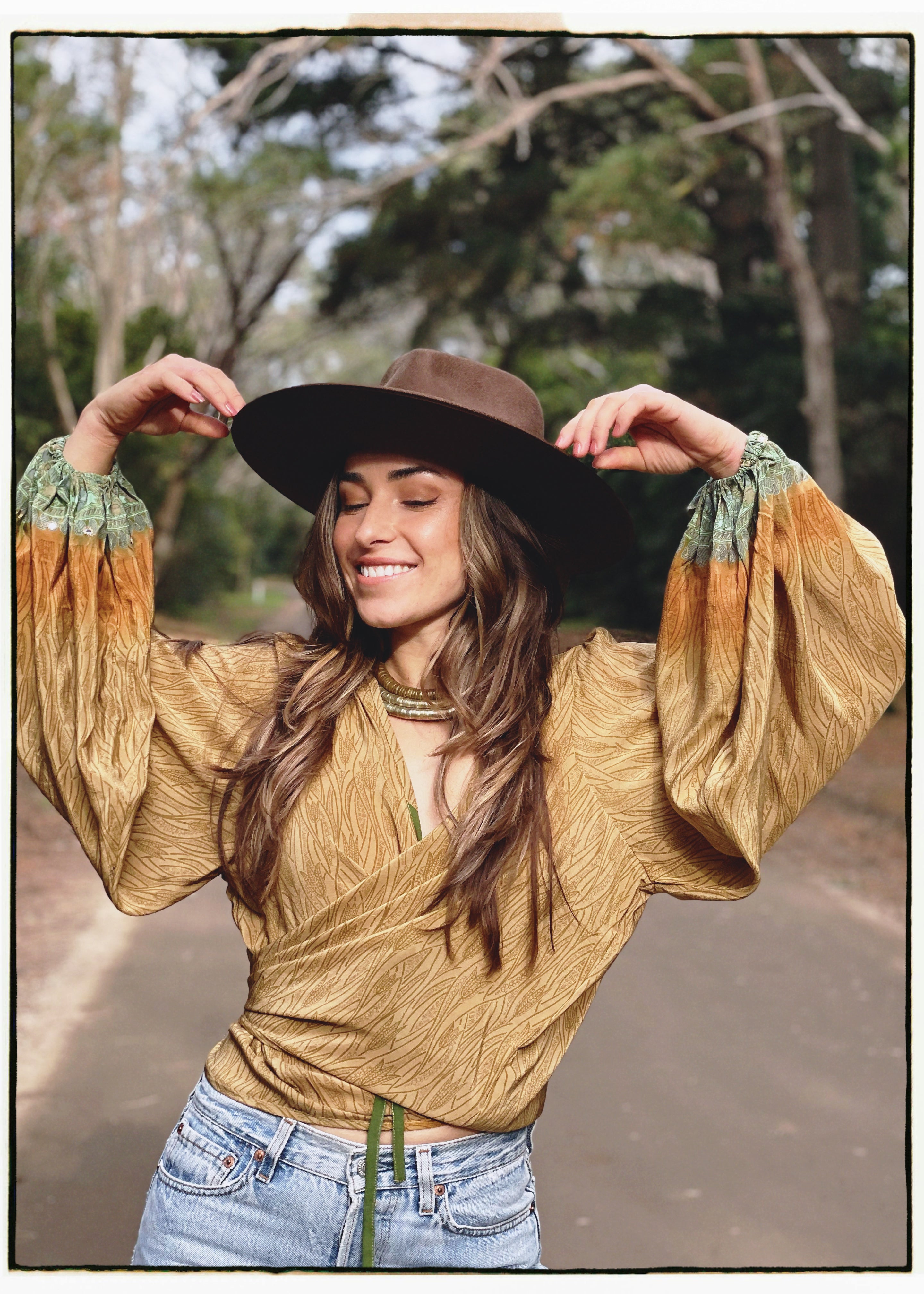 Hoya Silk Crepe Balloon Sleeve Wrap Top ~ Tawny XL