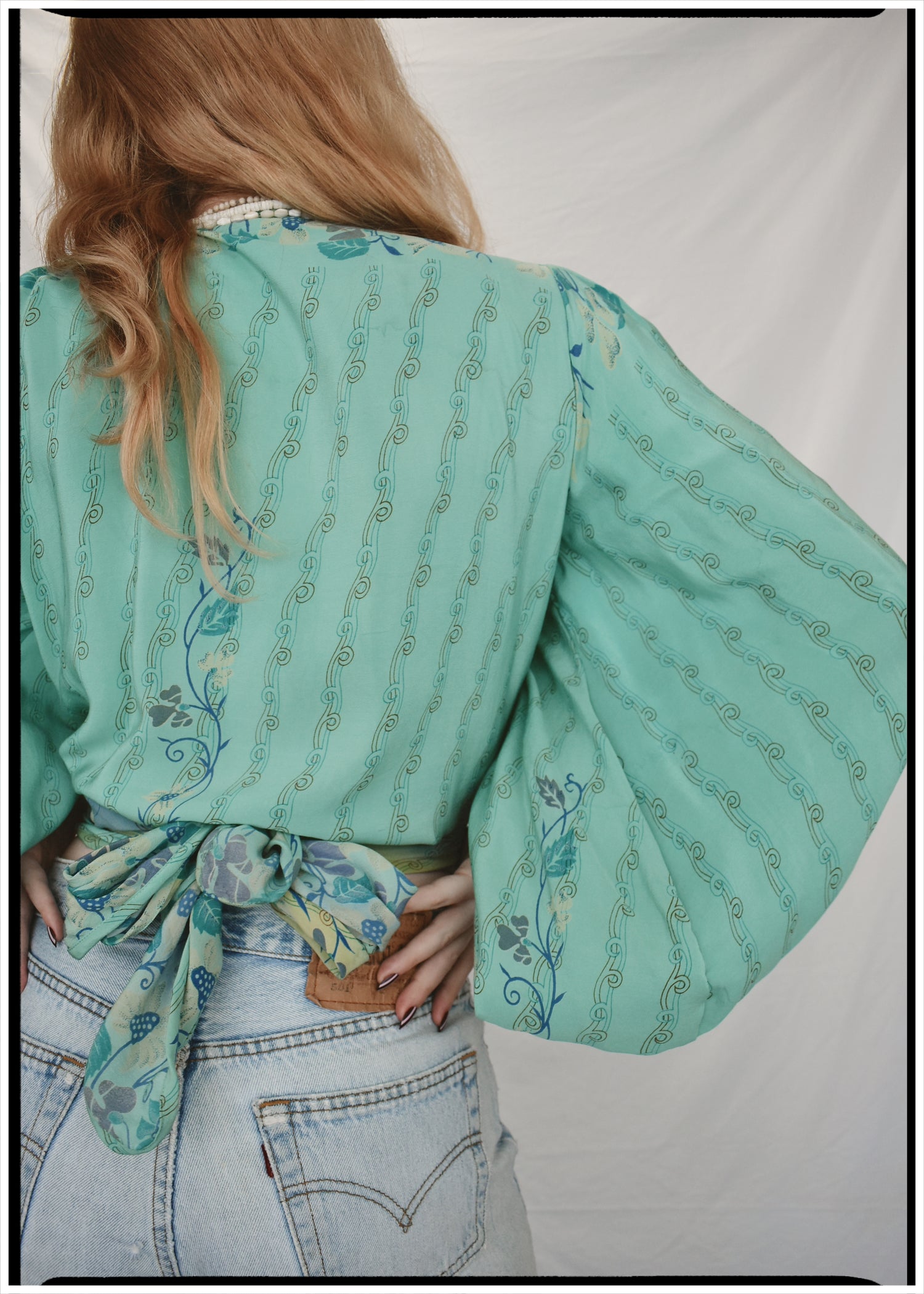 Hoya Silk Crepe Balloon Sleeve Wrap Top ~ Oceania XL