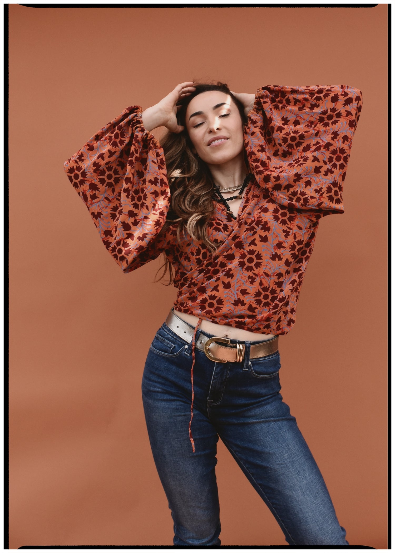 Hoya Silk Crepe Balloon Sleeve Wrap Top ~ Cayenne XL