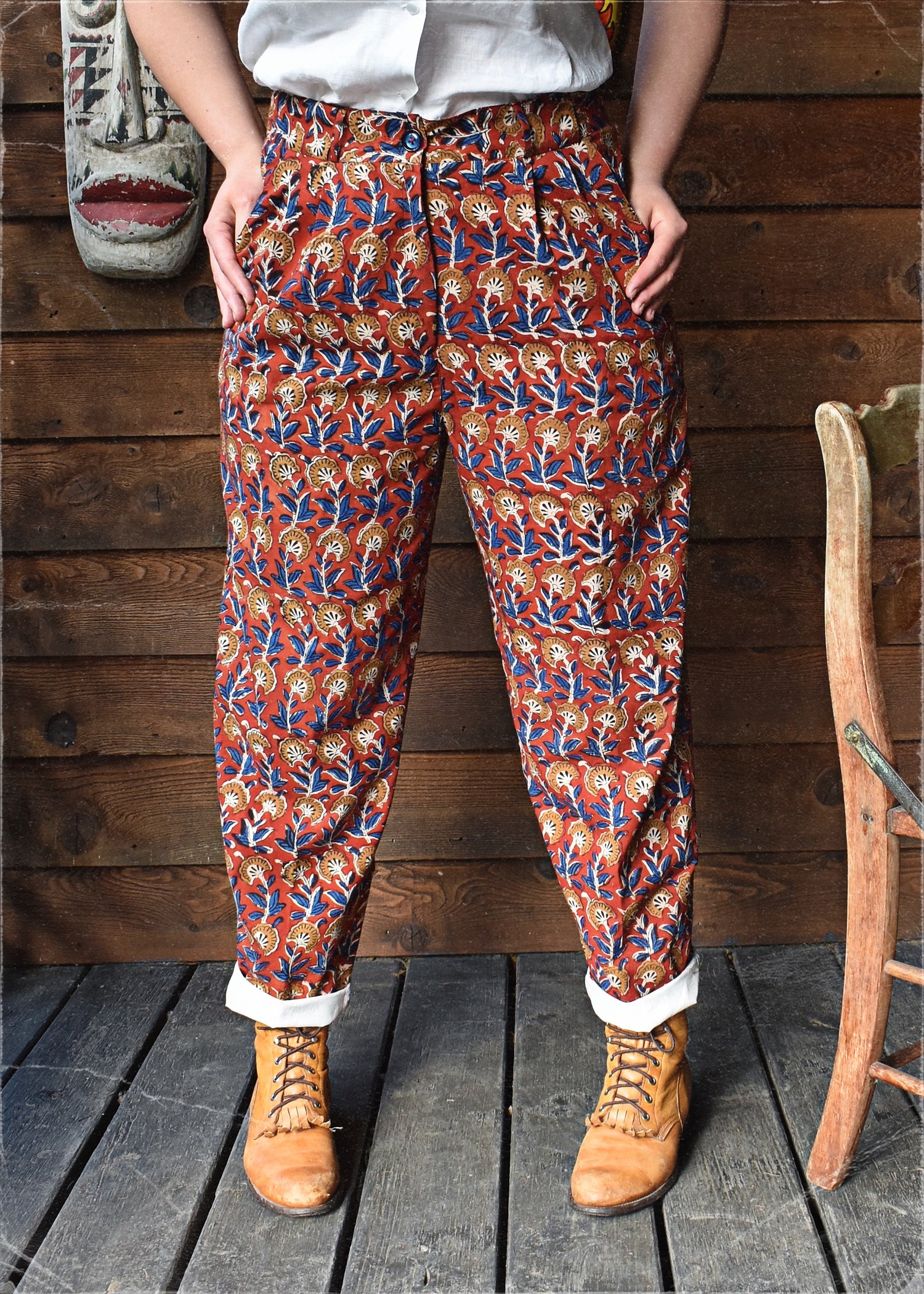 Lavatera Cotton Hand Block-Printed Pants ~ Red