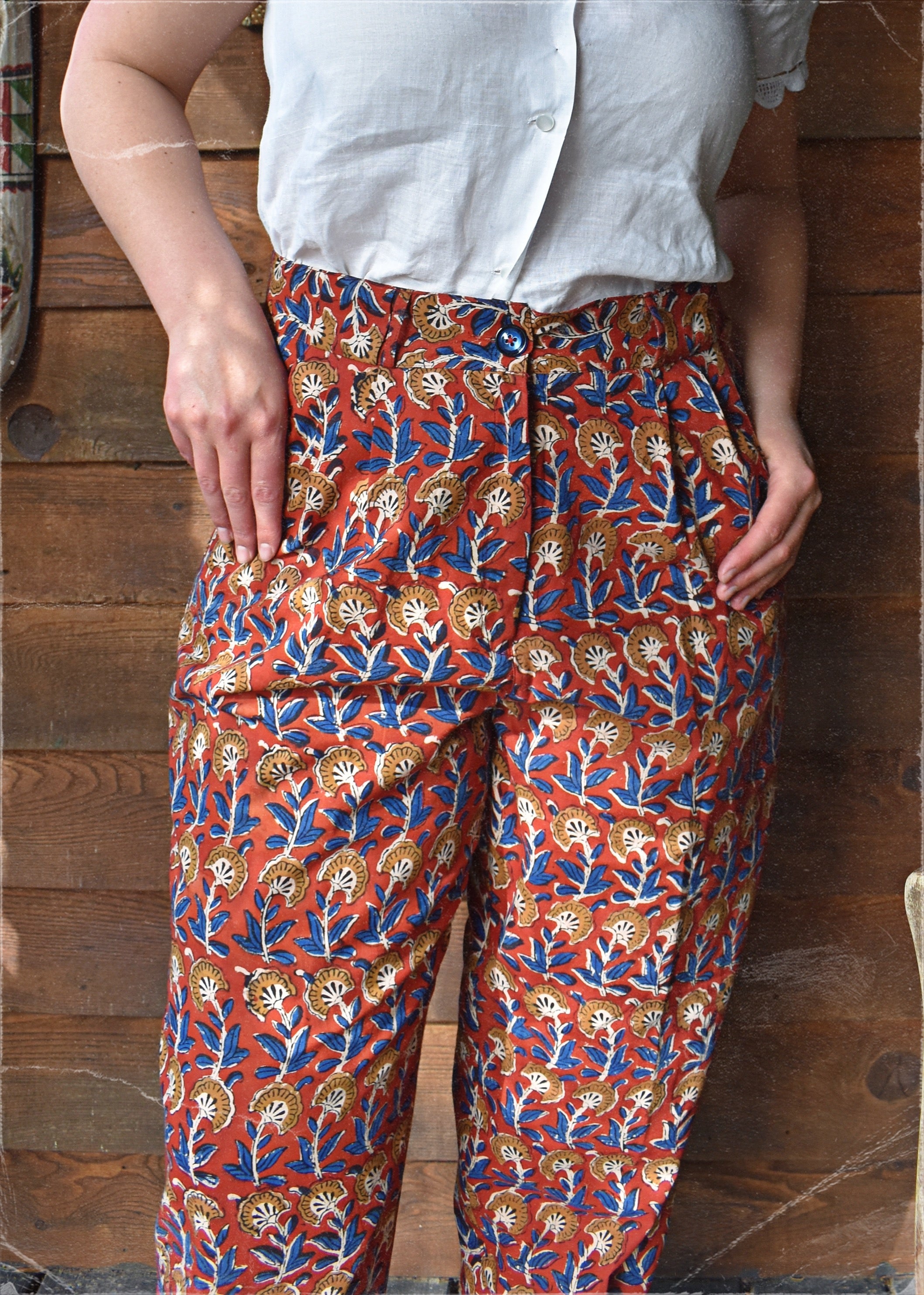 Lavatera Cotton Hand Block-Printed Pants ~ Red