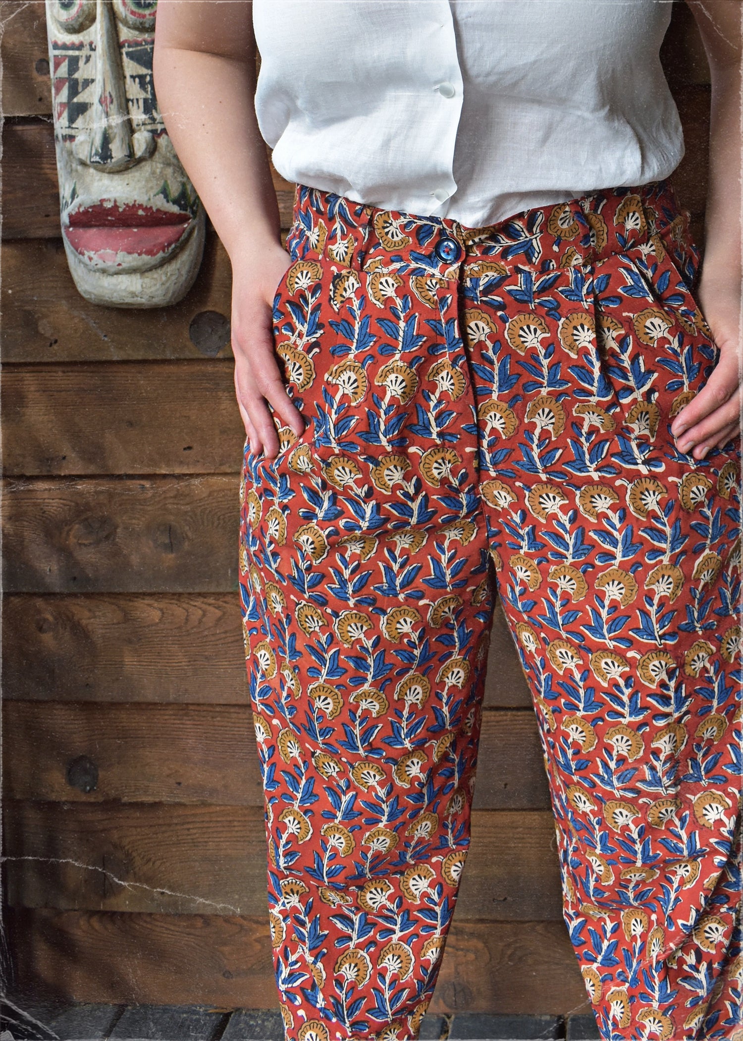 Lavatera Cotton Hand Block-Printed Pants ~ Red