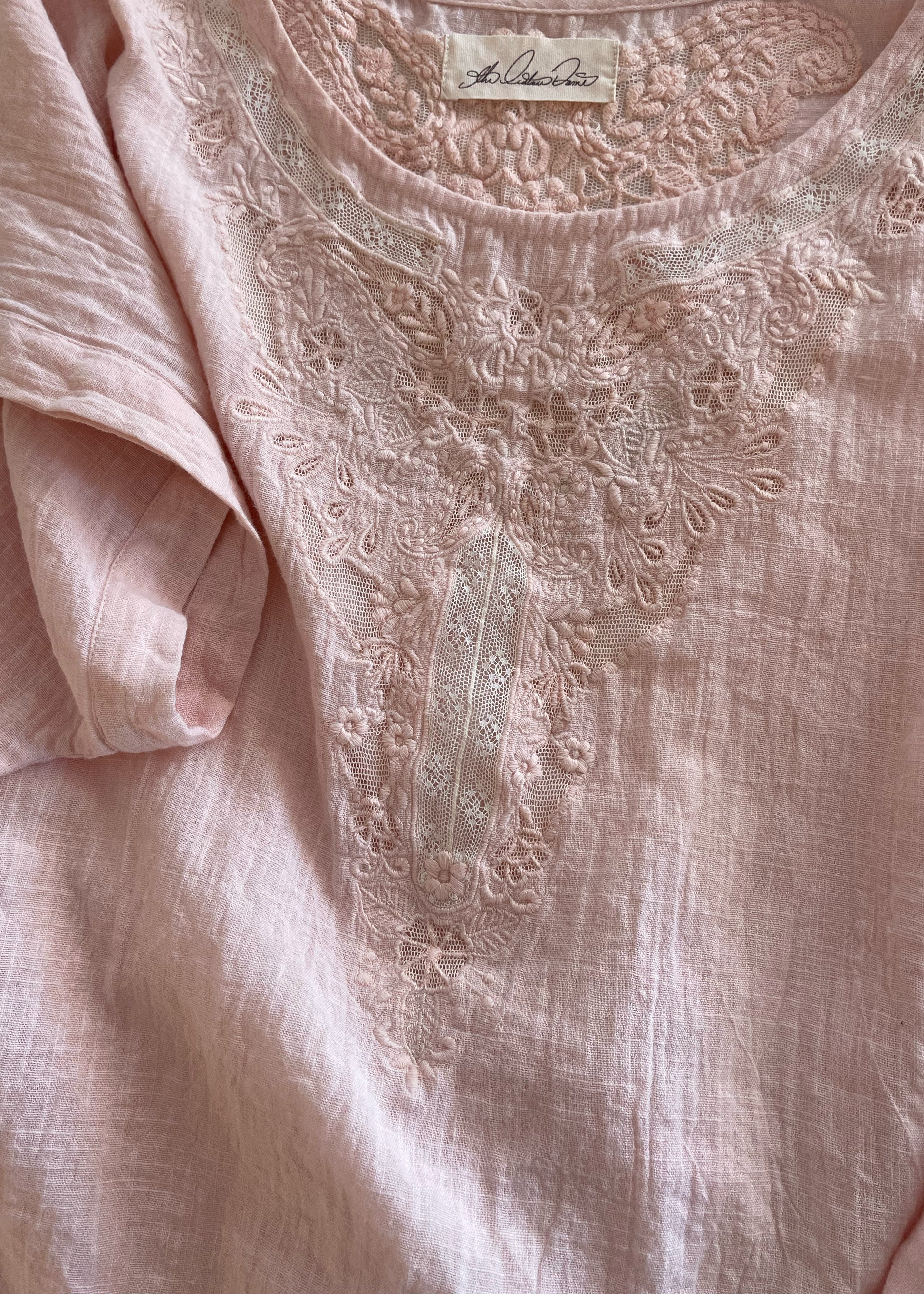 Hybrides Cotton Cut-Work Shirt