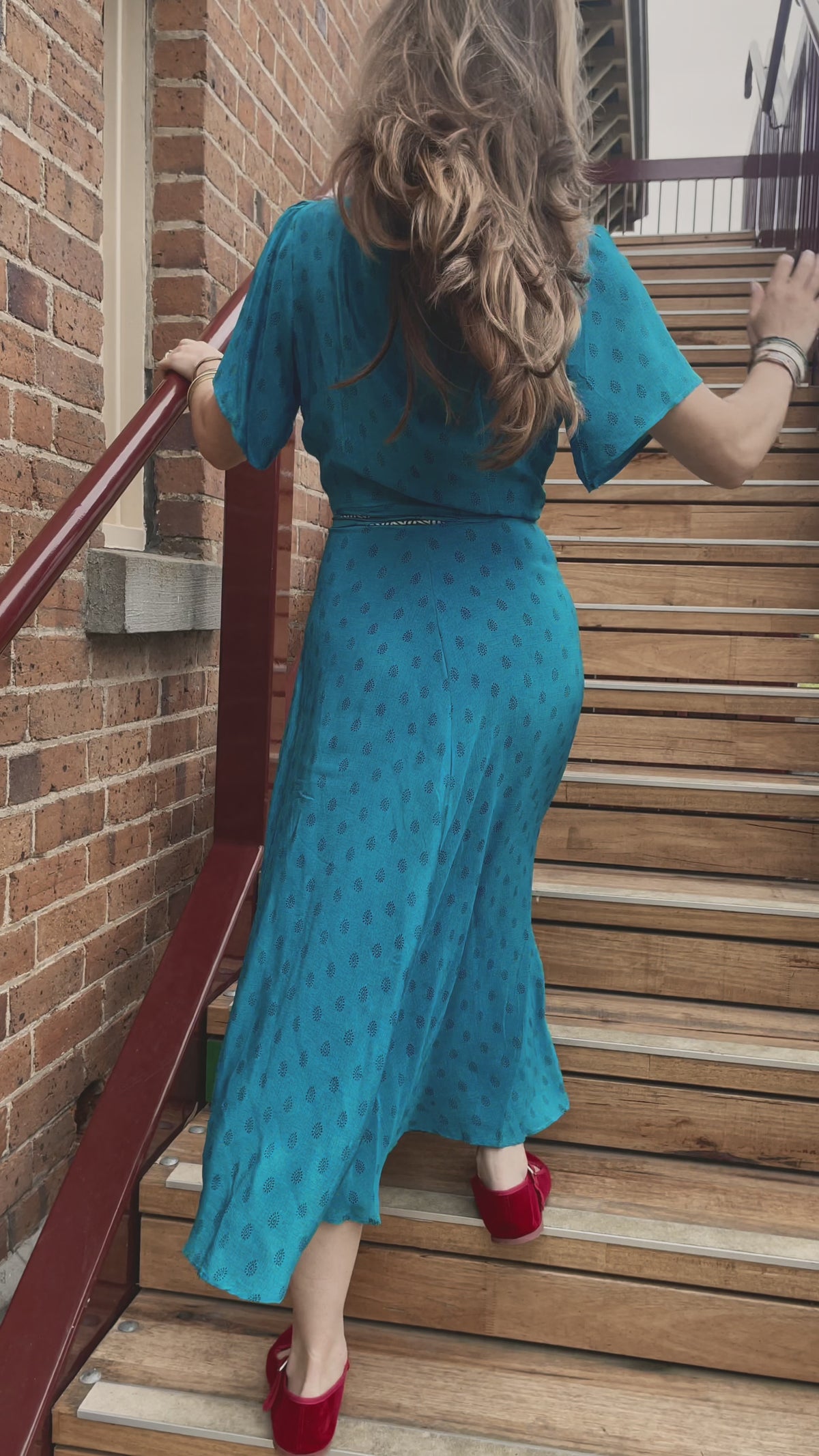 Liatris Silk Crepe Flutter Sleeve Wrap Dress ~ Algiers M