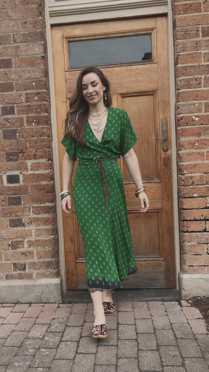 Liatris Silk Crepe Flutter Sleeve Wrap Dress ~ Emerald L