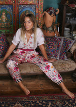 Load image into Gallery viewer, Elbertine Luxury Silk Leisure Pants
